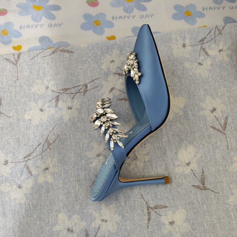 Manolo Blahnik Sky Blue Satin Crystal-Embellished Mule - Picture 13 of 14